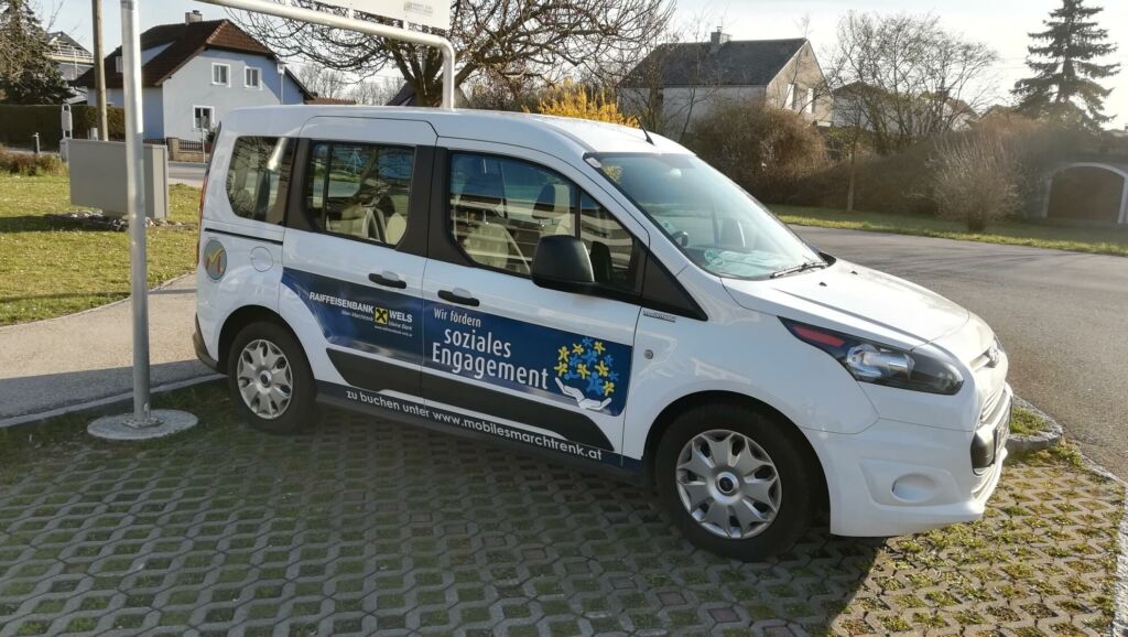 Tourneo Altenheiim Parkplatz